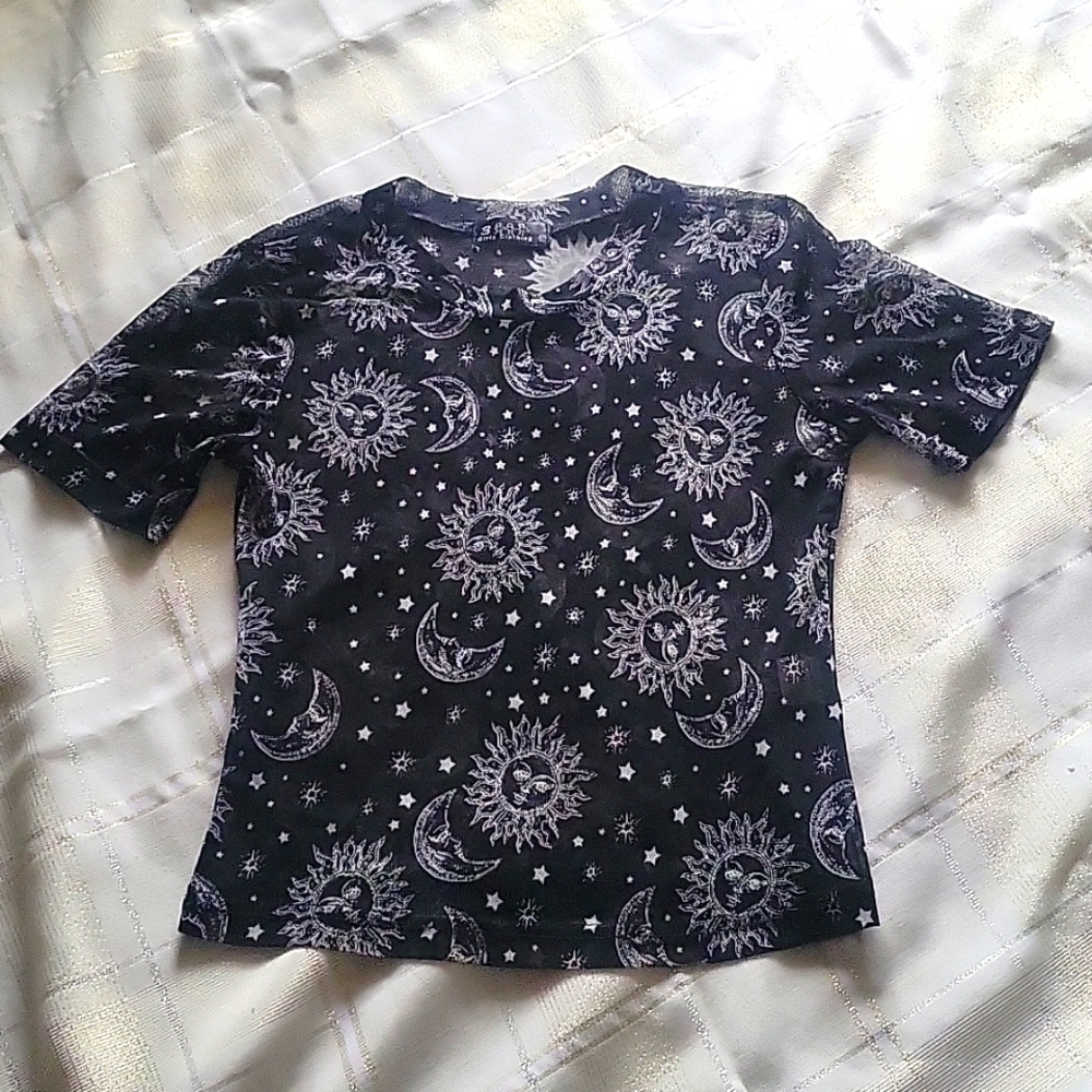 EUC Mesh sun and moon crop top